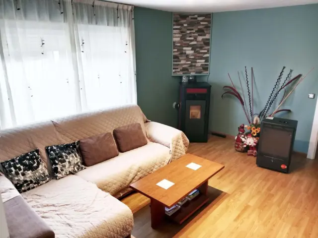 Chalet in Castejón