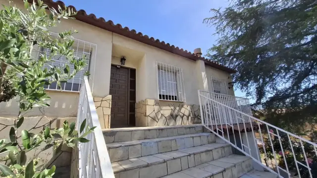Chalet in Vallirana photo 4
