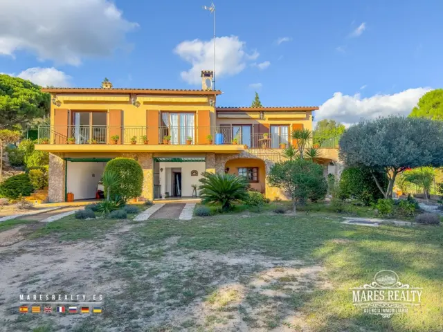 Chalet in Canyelles-La Montgoda photo 65