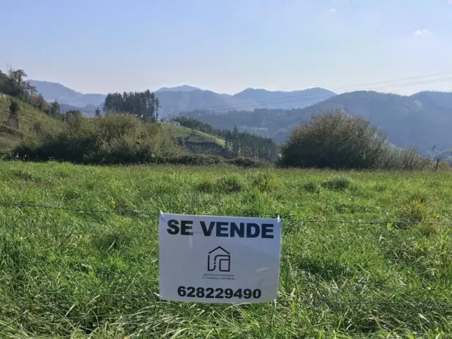 Rustic farm in Goierria Ziortza