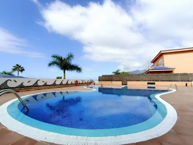 Chalet en Puerto Santiago-Los Gigantes