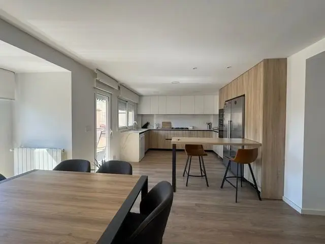 Apartment in Ensanche photo 5
