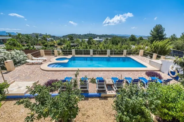 Chalet in Cotelles photo 3