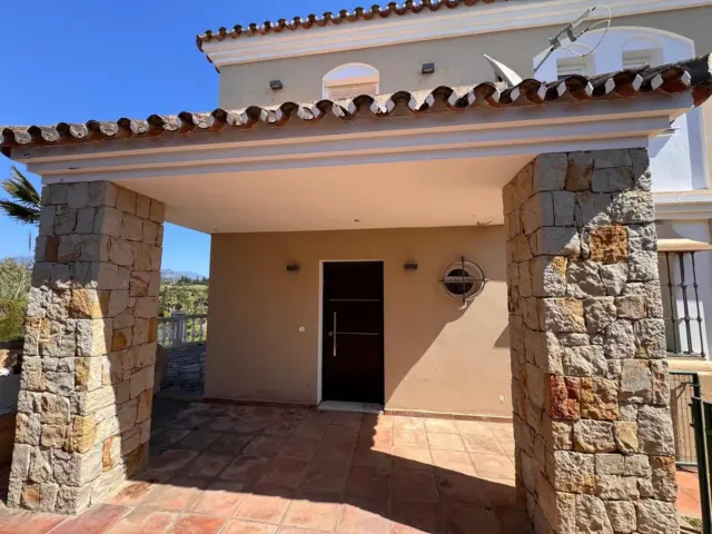 Chalet in Estepona photo 3