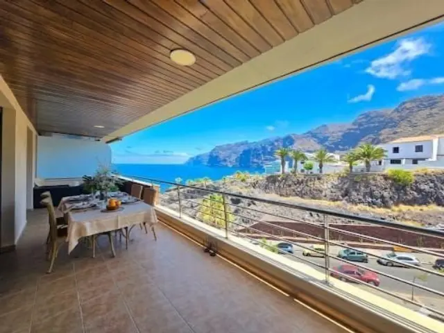 Penthouse in Acantilado de los Gigantes