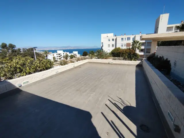 Apartment in Gran Alacant photo 10