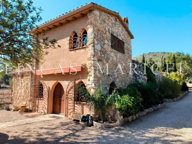 Rustic finca in Mas Borràs-El Vendrell