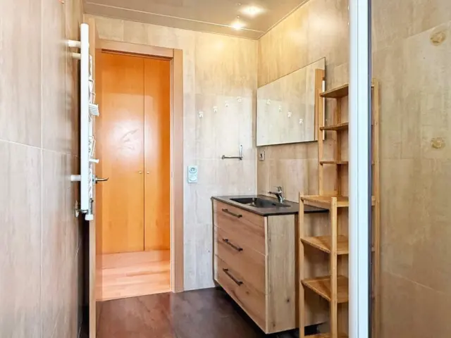 Flat in Els Molins-Poble Sec-Pins Vens photo 12