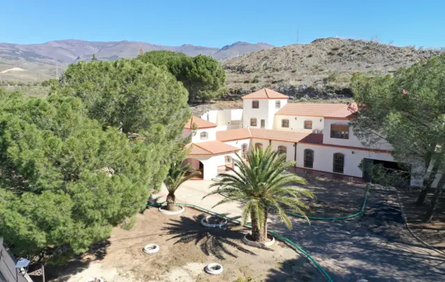 House in Doña María de Ocaña