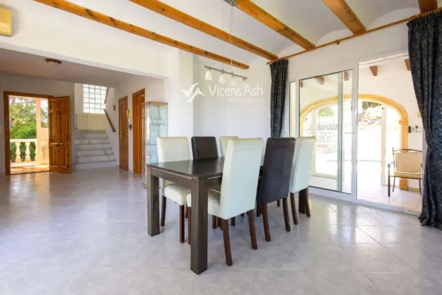 Villa in La Sella photo 3