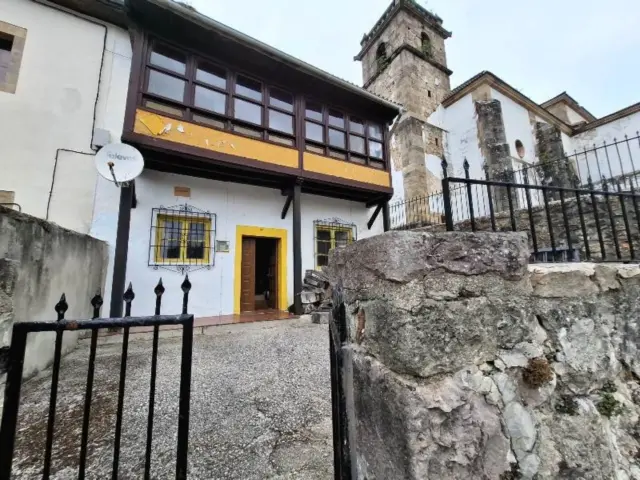 House on Calle Bº Puente Pumar, No. 59