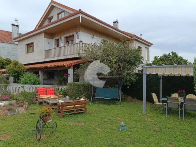 House in Sobrado Do Bispo photo 4