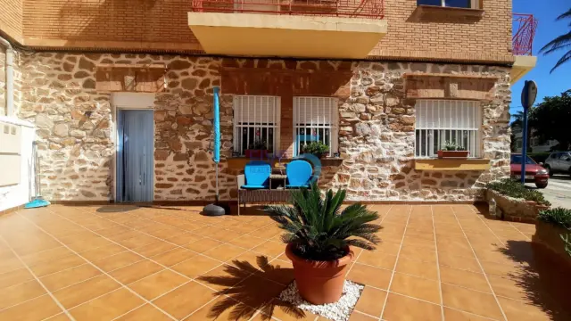 Apartment in Los Urrutias photo 2