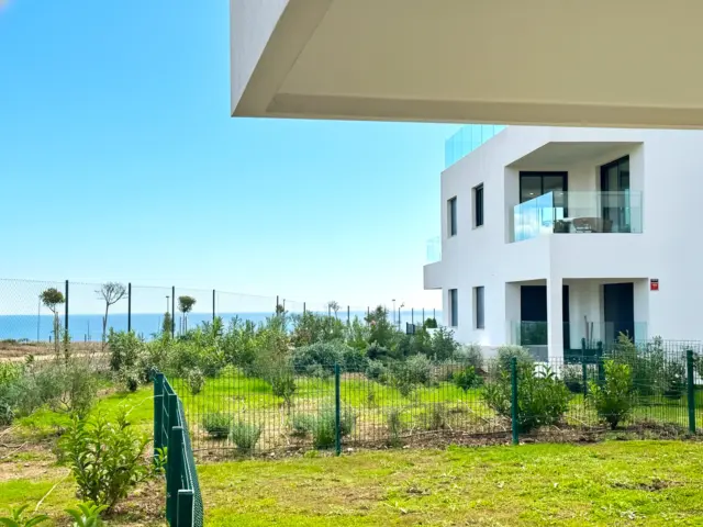 Apartment in Casares Costa