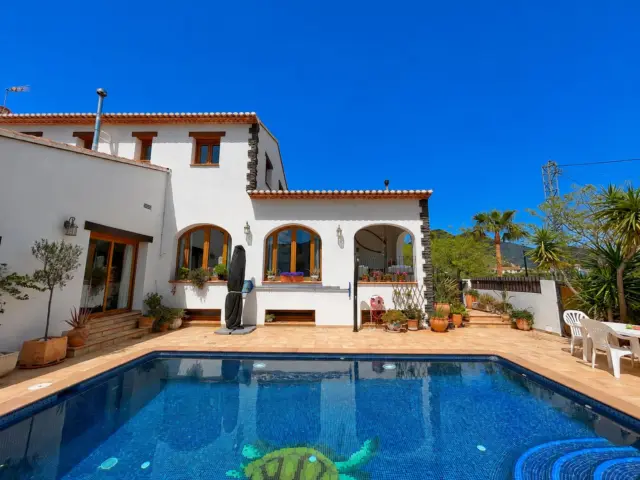 Chalet in Alcalalí photo 4