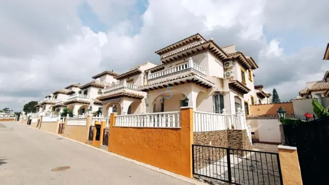 House in Lomas de Cabo Roig photo 9