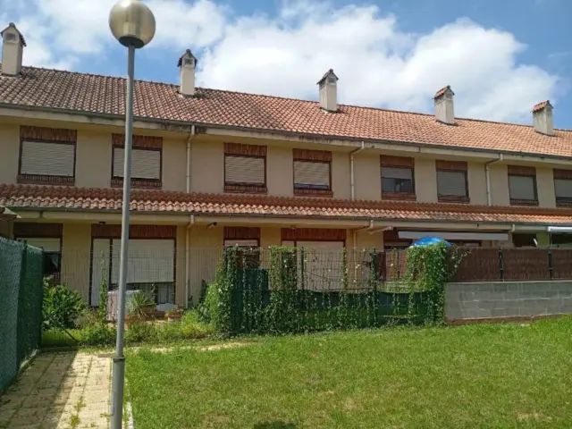 Casa en calle Bº Valles