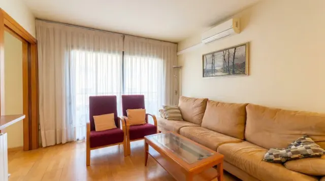 Apartment in Carrer de la Ciutat, Figueres photo 2