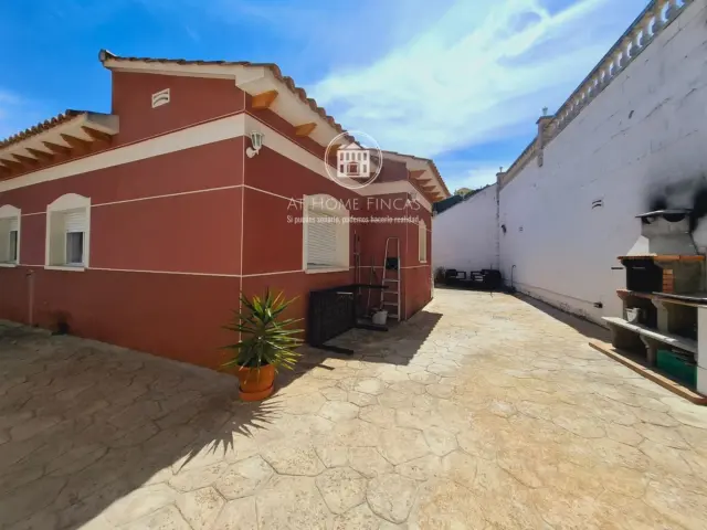 Chalet in Castellet i la Gornal photo 25