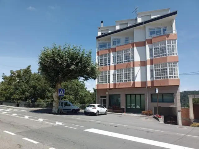 Apartamento en venta en Calle Cuatro Caminos en Castro Caldelas por 33,700 €