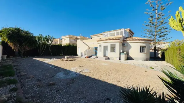 Chalet en Playa Flamenca