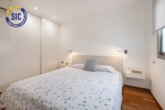 Apartment on Pedro Aleixandre Street photo 12