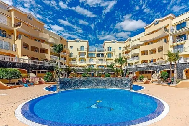 Apartment in Los Cristianos photo 2