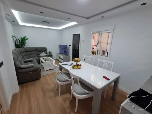 Casa en Casa en Magraners Con Amplia Terraza