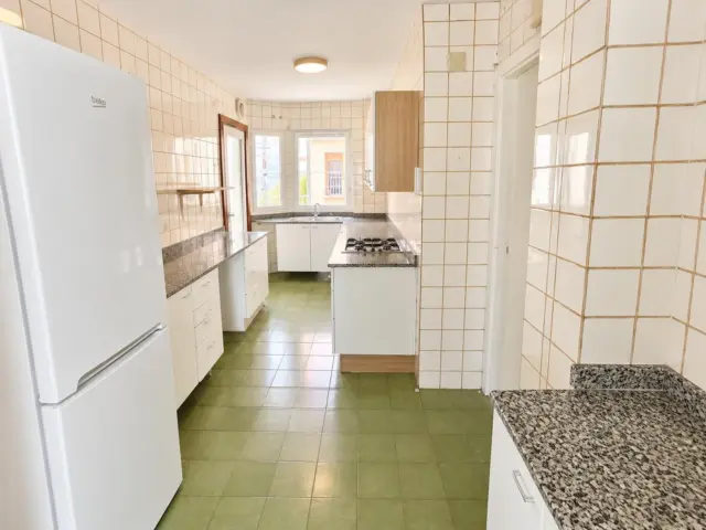 Piso en Junto Corte Inglés Avenidas