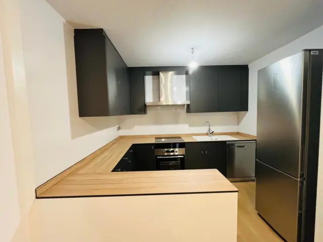 Apartment in Vilagarcía Town Centre. Close to All Services.