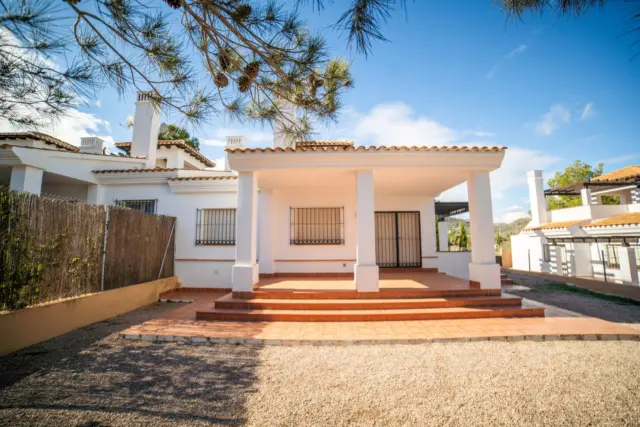 Terraced house at Paseo de El Garrobico, No. 14 photo 2