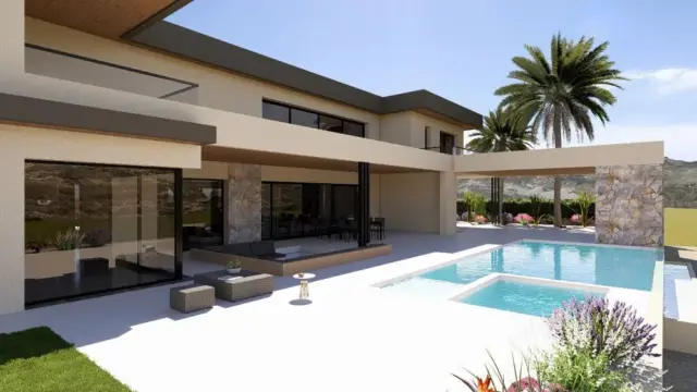House in Cerca del Aeropuerto, Near Golf Course, Countryside, Close to Schools, Hospital, Residential Area