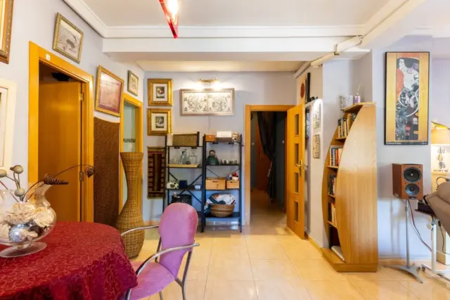 Apartment on Carrer de Lenginyer José Sirera, No. photo 6