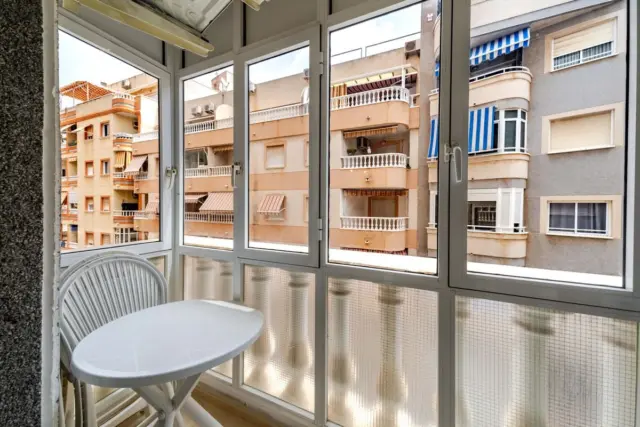 Flat on Calle Virgen de la Paloma, nº > photo 10