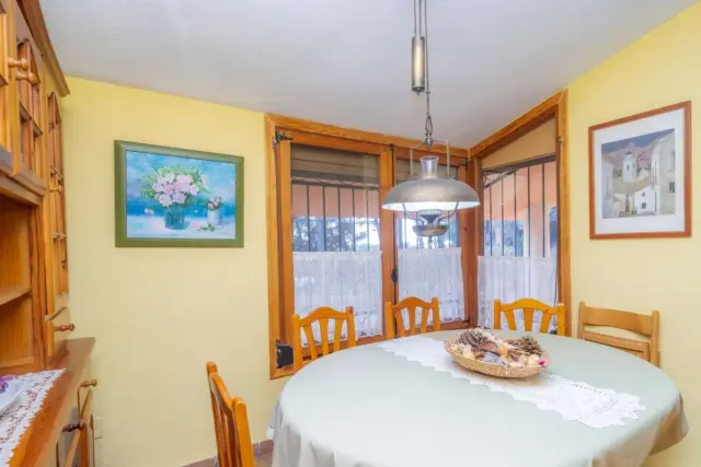 Single-family home on Urbanizacion Bonaire, no. photo 5