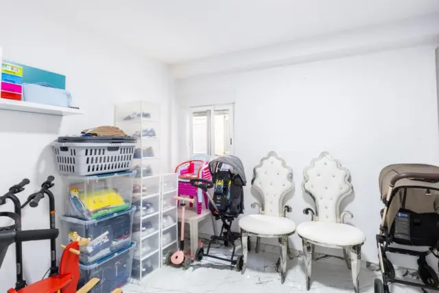 Apartment on Carrer del Mestre Giner, No. > photo 22