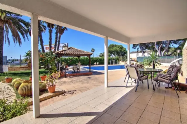 Casa unifamiliar en calle >Carrer Riu Vinalopo, nº >