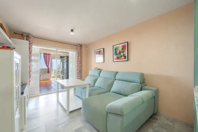 Apartment on Urbanización Hacienda Casares, No.