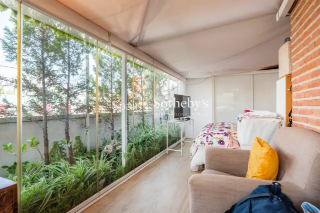 Penthouse on Calle de la Alameda photo 8