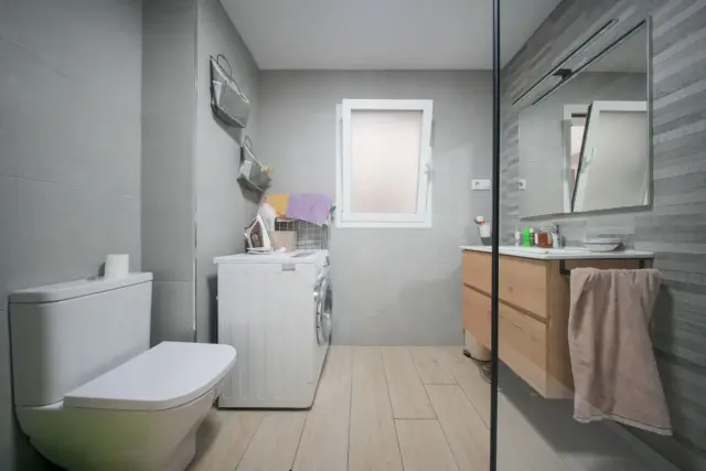 Apartment on Calle de Granada, No. > photo 26
