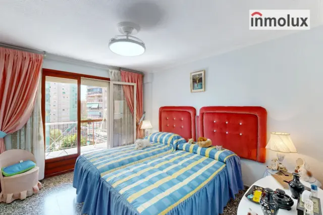 Flat on Calle de Palas Atenea photo 12