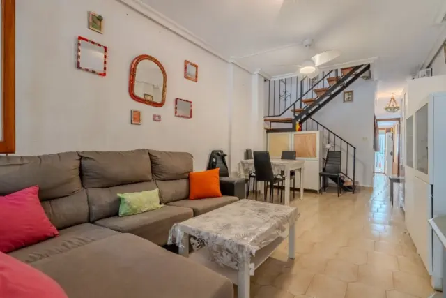 Terraced house on Calle de Andalucía, No. >