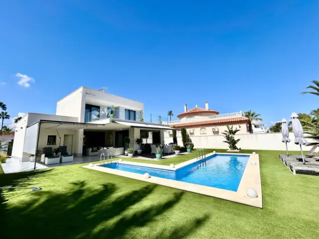 Chalet in Los Urrutias