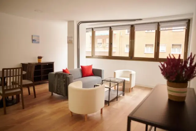 Piso en alquiler en Calle >C. de Ramón de Santillán, Número > - Imagen 36