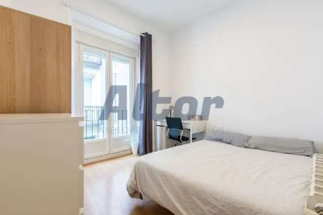 Apartment on Calle de la Madera photo 7