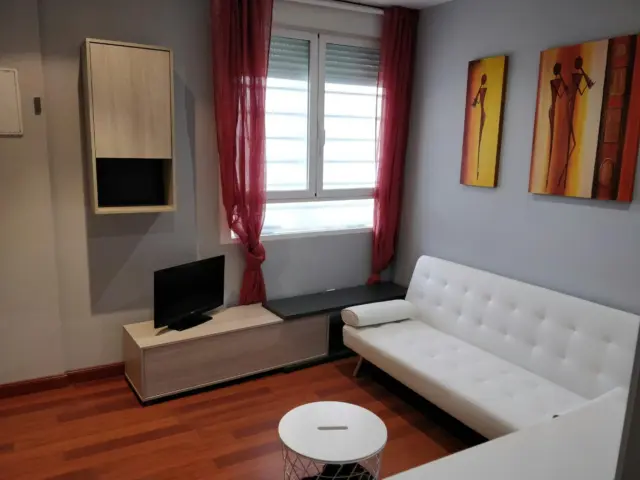 Piso en alquiler en Delicias - Imagen 11