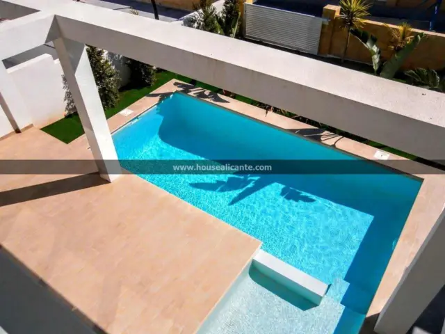 Chalet en Gran Alacant