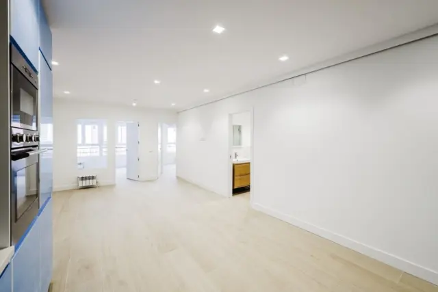 Piso en alquiler en Calle >C. Edgar Neville, Número > - Imagen 34