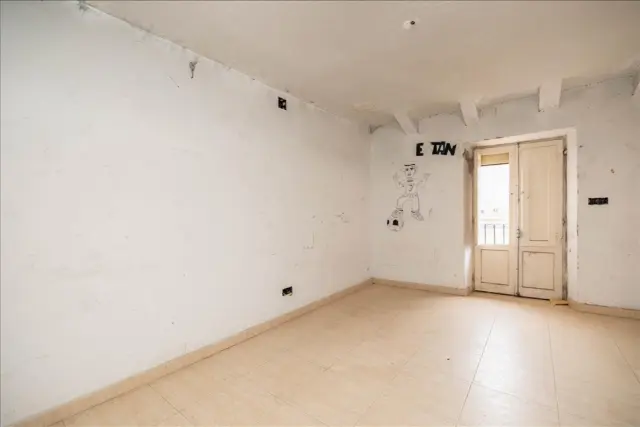 Apartment on Carrer de Tetuan photo 2