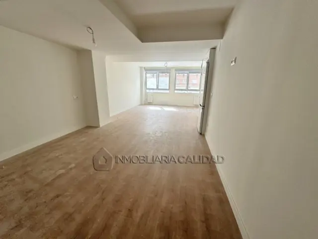 Apartment in Gamonal-Capiscol photo 5